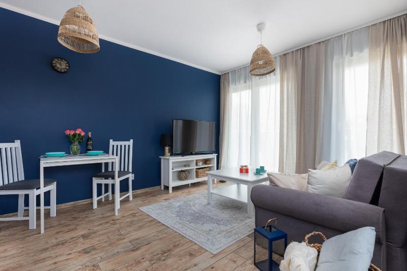 Little Laguna Apartments Sauna & Parking by Noclegi Renters - image 11