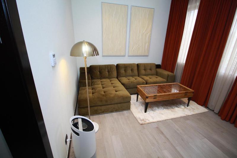 D'avenue Boutique Hotel Accra - image 4