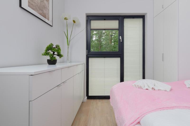 Little Laguna Apartments Sauna & Parking by Noclegi Renters - image 31