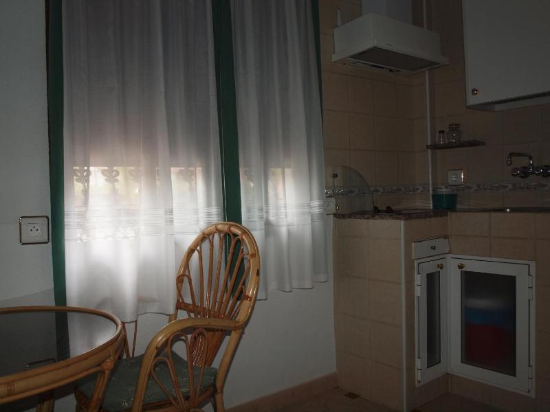 Double Room with Kitchenette image 4