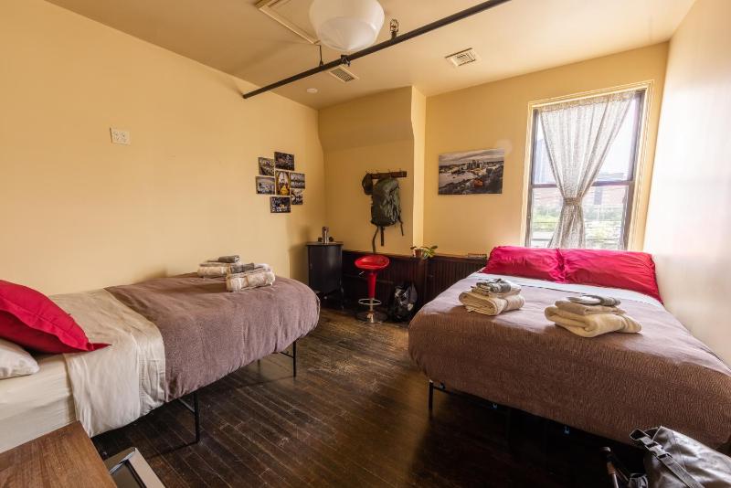 Traveler's Rest Hotel - image 12