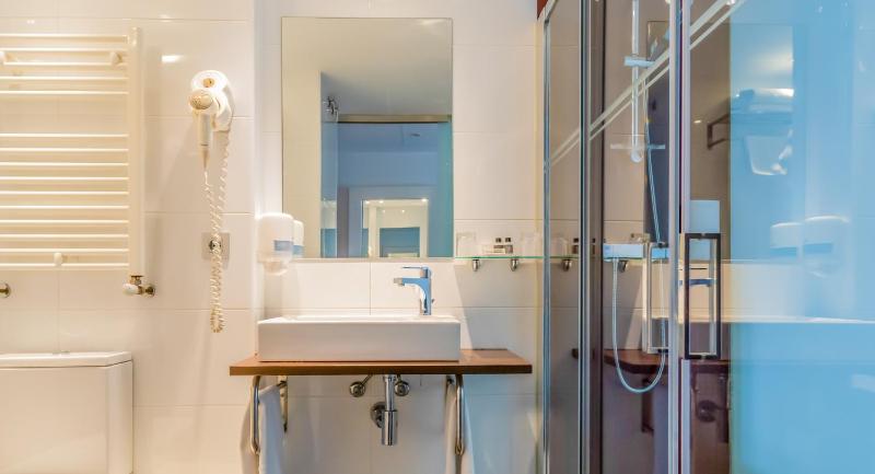 Superior Double or Twin Room with Terrace image 4