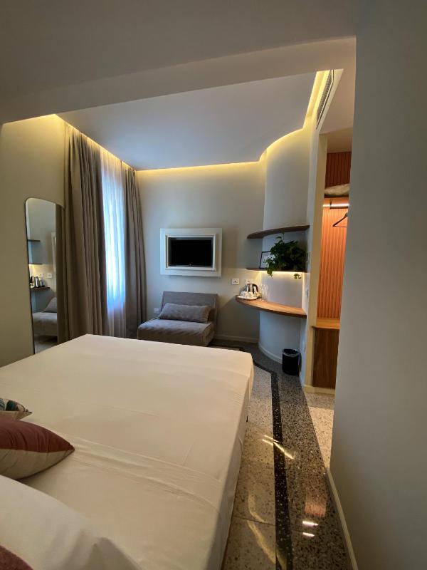 NoOne Tropea Guesthouse - image 5