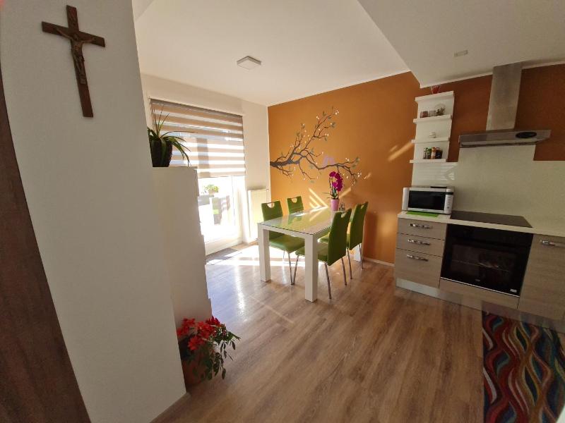 Apartment image 2
