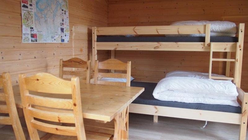 Economy Cottage with Shared Bathroom image 4
