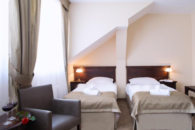 Hotel Carmen - image 5