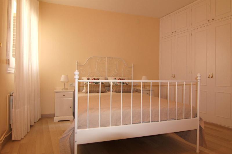 Rubí: Luminoso apartamento a 1 minuto de la playa - image 6