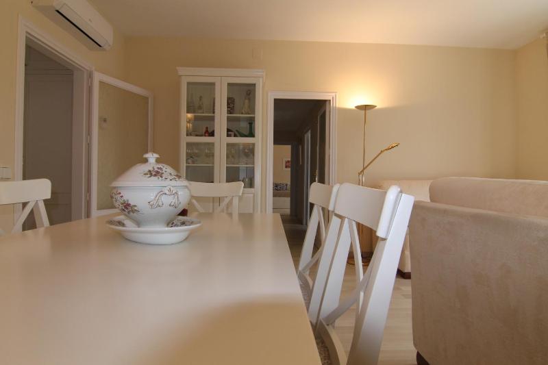 Rubí: Luminoso apartamento a 1 minuto de la playa - image 7