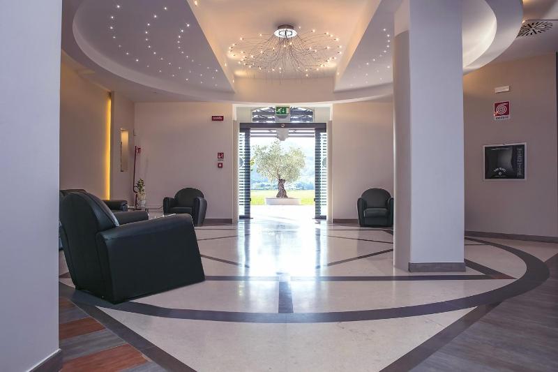 Hotel PentHouse - image 9