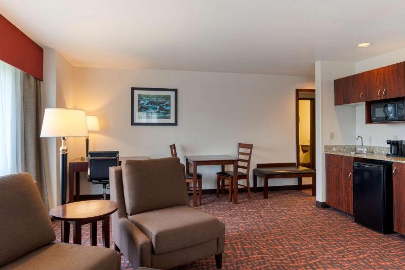 Best Western Pony Soldier Inn-Airport - image 19