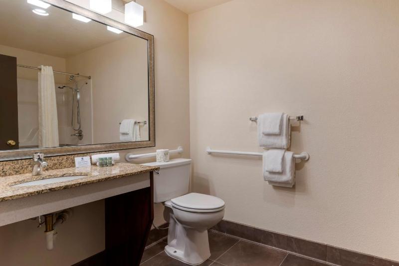 Best Western Pony Soldier Inn-Airport - image 4