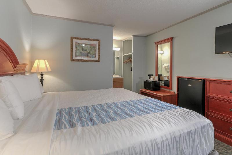 King Room image 2