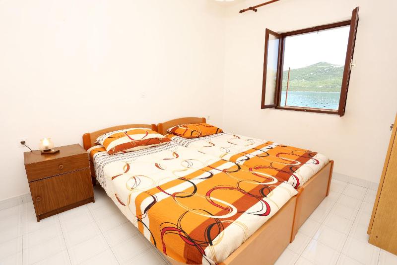 Two-Bedroom Apartment with Terrace and Sea View image 1