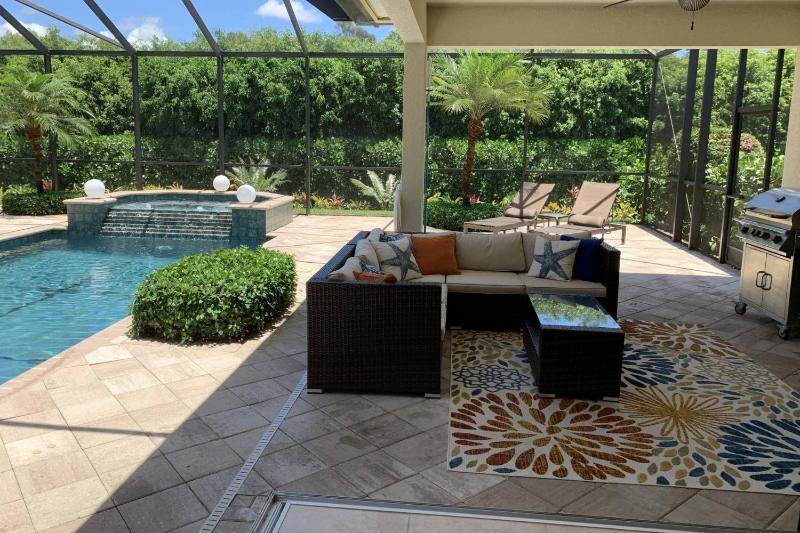 Naples Starfish House - Upscale weekly rentals - image 17