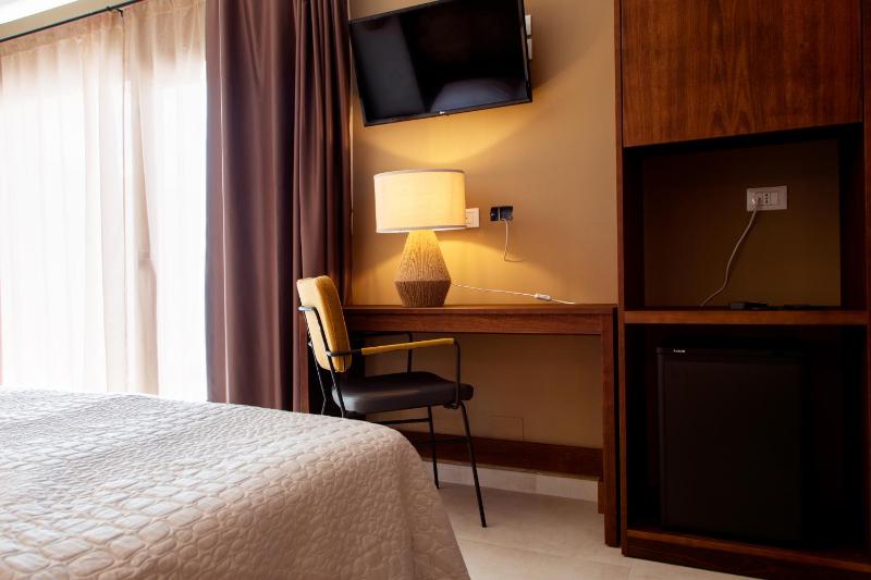 Junior Suite with Terrace image 4