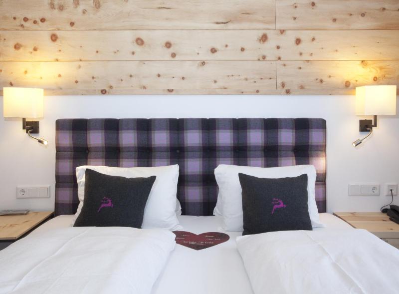 Large Double or Twin Room image 2