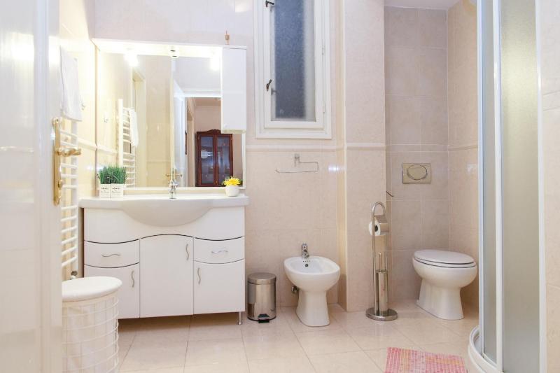 Central Belgrade Apartment 2 - image 13