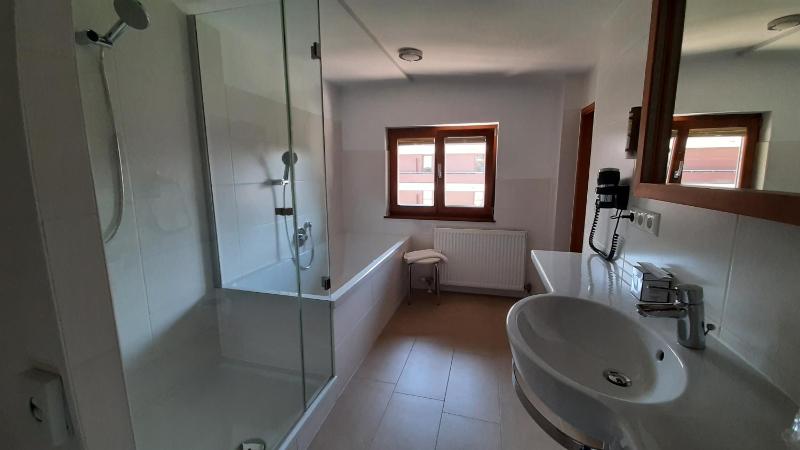 Superior Single Room image 4