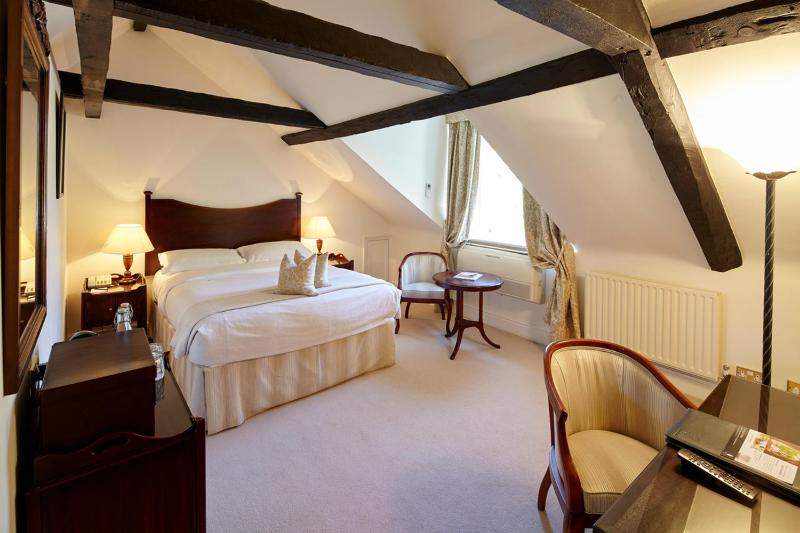 Classic Double Room image 1