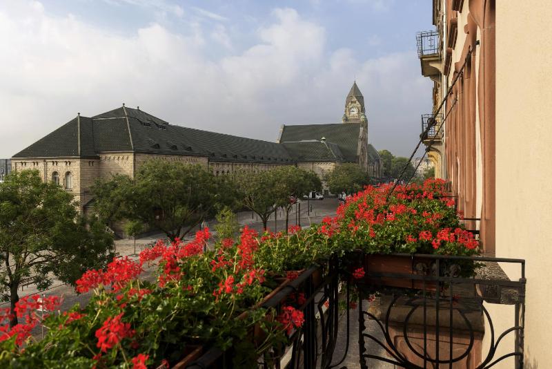 Standard Single Room image 3