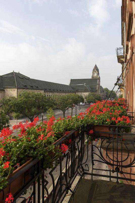 Standard Double Room image 4