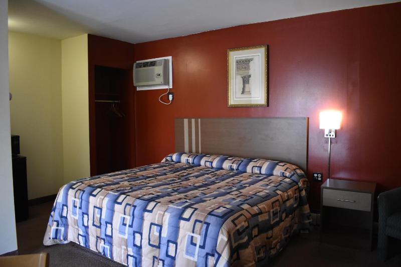 King Room image 2
