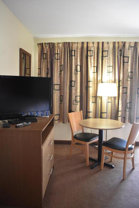 King Room image 3