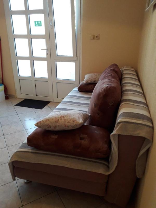 One-Bedroom Apartment with Terrace and Sea View image 1