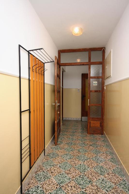 One-Bedroom Apartment with Terrace and Sea View image 2
