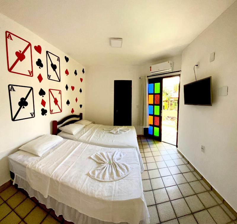 Standard Triple Room image 2