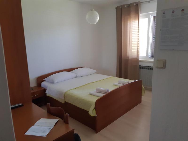 Double Room image 1