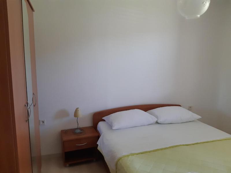 Double Room image 3