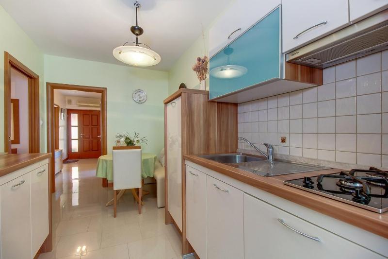 Apartments with a parking space Mali Losinj (Losinj) - 8024 - image 12
