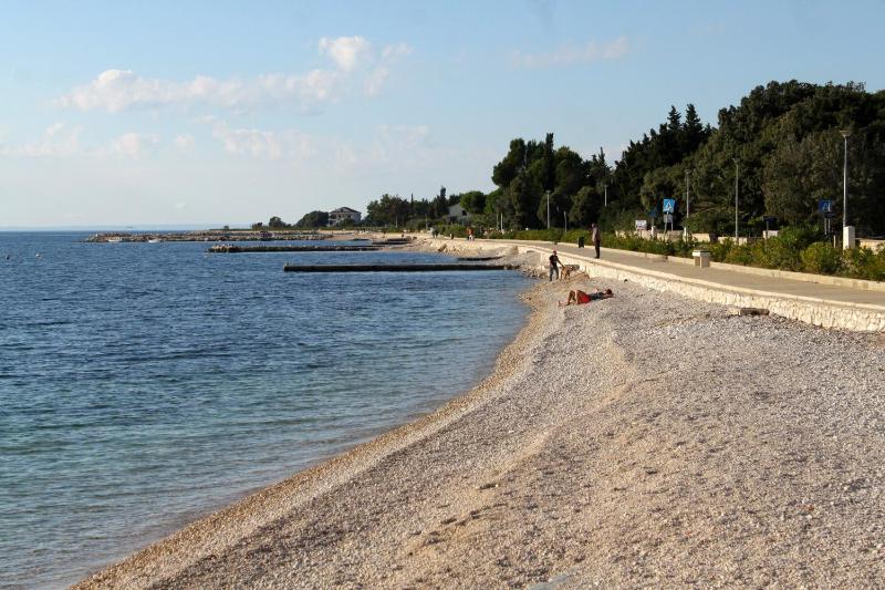 Apartments by the sea Novalja Pag - 13033 - image 5