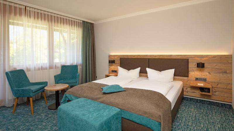 Superior Double Room image 2