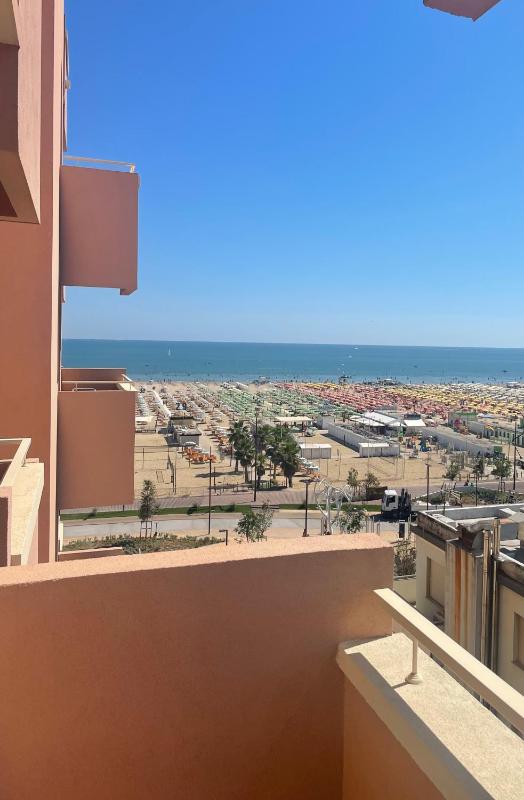 Double or Twin Room with Lateral Sea View image 4