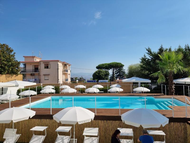 Suite (4 Adults) image 1