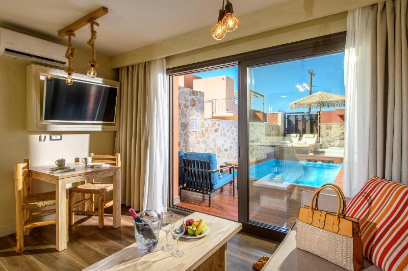 Premium Room with Inland View & Private Pool image 1