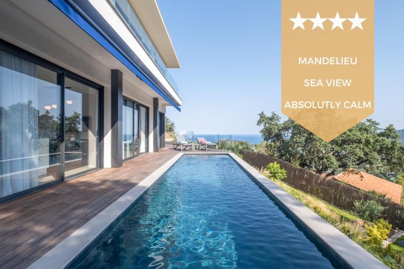 Architect-Designed House Heated Pool and Sea View - image 34