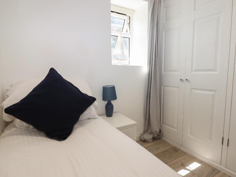 Apartment at Morningside Hotel - image 7