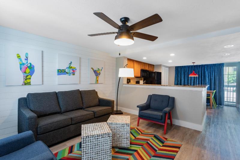 One-Bedroom Bungalow with Sofa Bed - Non-Smoking image 3