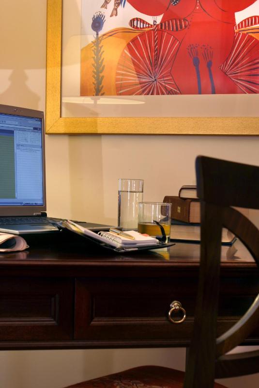 Classic Double Room with Back View image 3