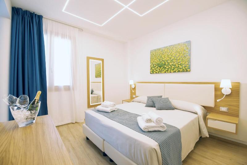 I MORI HOTEL - image 8