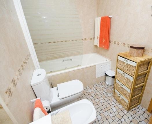 Aquarium House - image 7