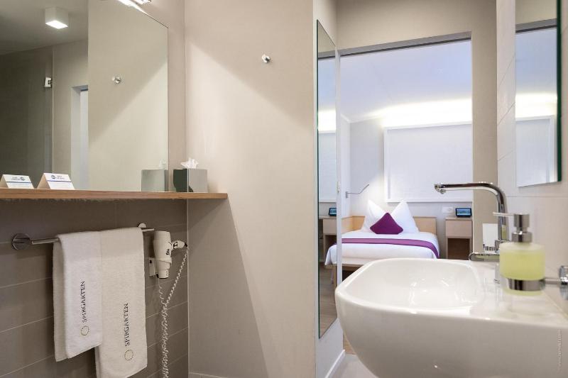 Two Single Rooms with Connecting Door image 2