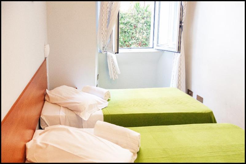 Twin Room with Shared Bathroom image 3