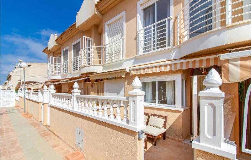 Beach Front Home In Santa Pola - image 15