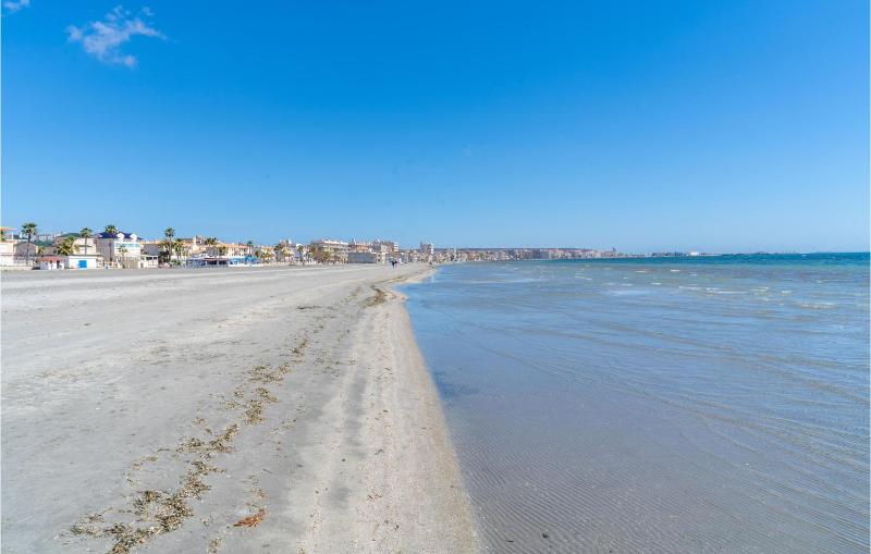 Beach Front Home In Santa Pola - image 12