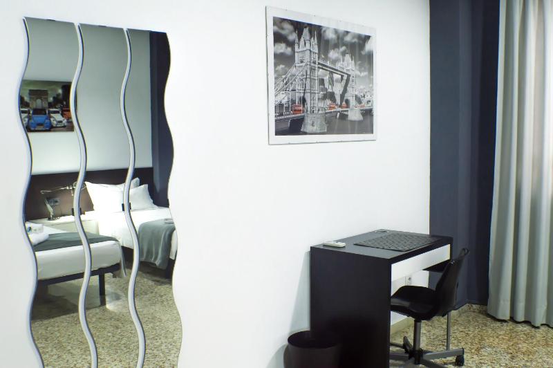 Quart Youth Hostel & Apartments - image 7