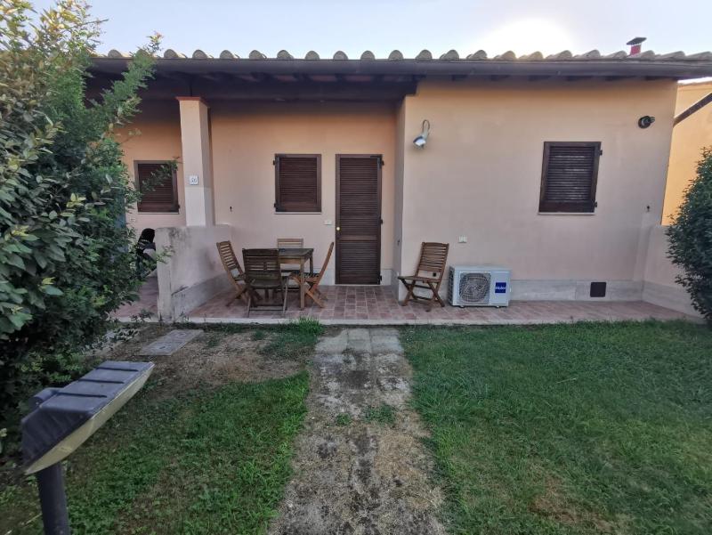 Apartment with Garden View - Disability Access image 1